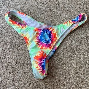 Bikini bottoms. Hi cut